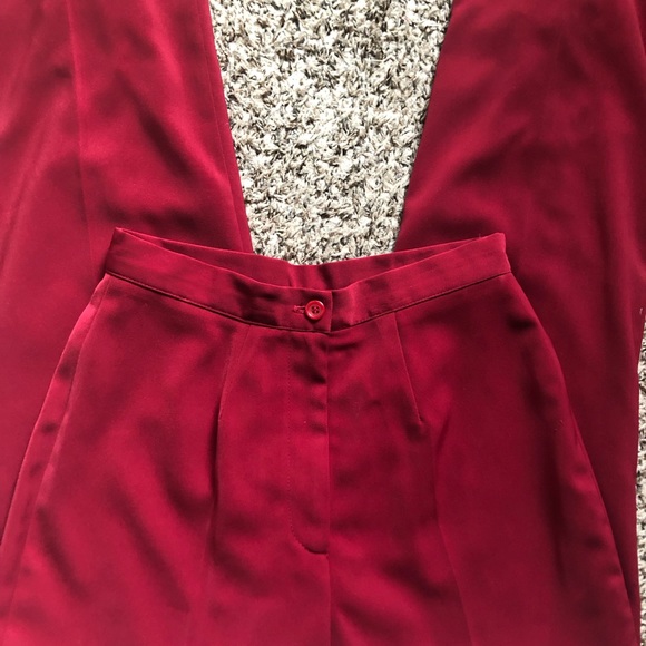 *SOLD* Paniz Red High waisted pin up plated pants - Picture 2 of 6